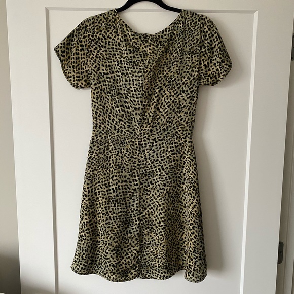 Cupcakes and Cashmere Dress Size Small - Picture 4 of 4